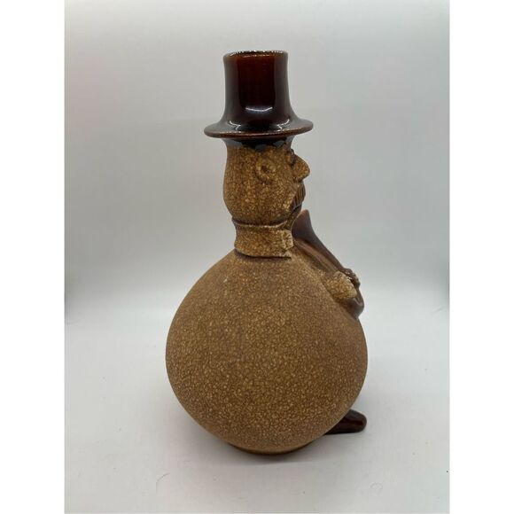 Vintage Royal Haeger Pottery Toe Tapper Musician French Horn Jug Decante… - Picture 3 of 6